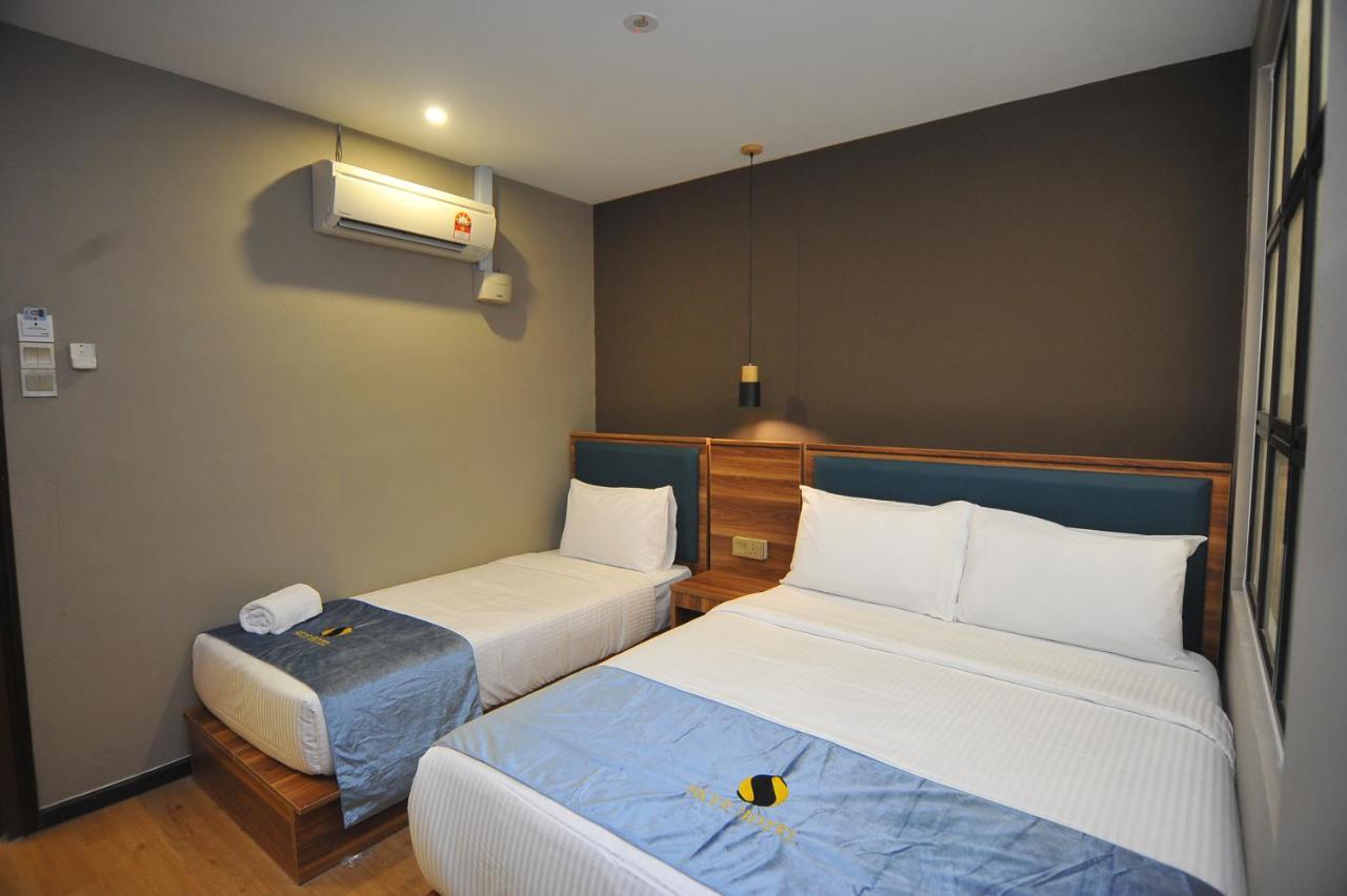 สกาย โฮเต็ล ซันเวย์ Hotel ซูบังจายา ภายนอก รูปภาพ