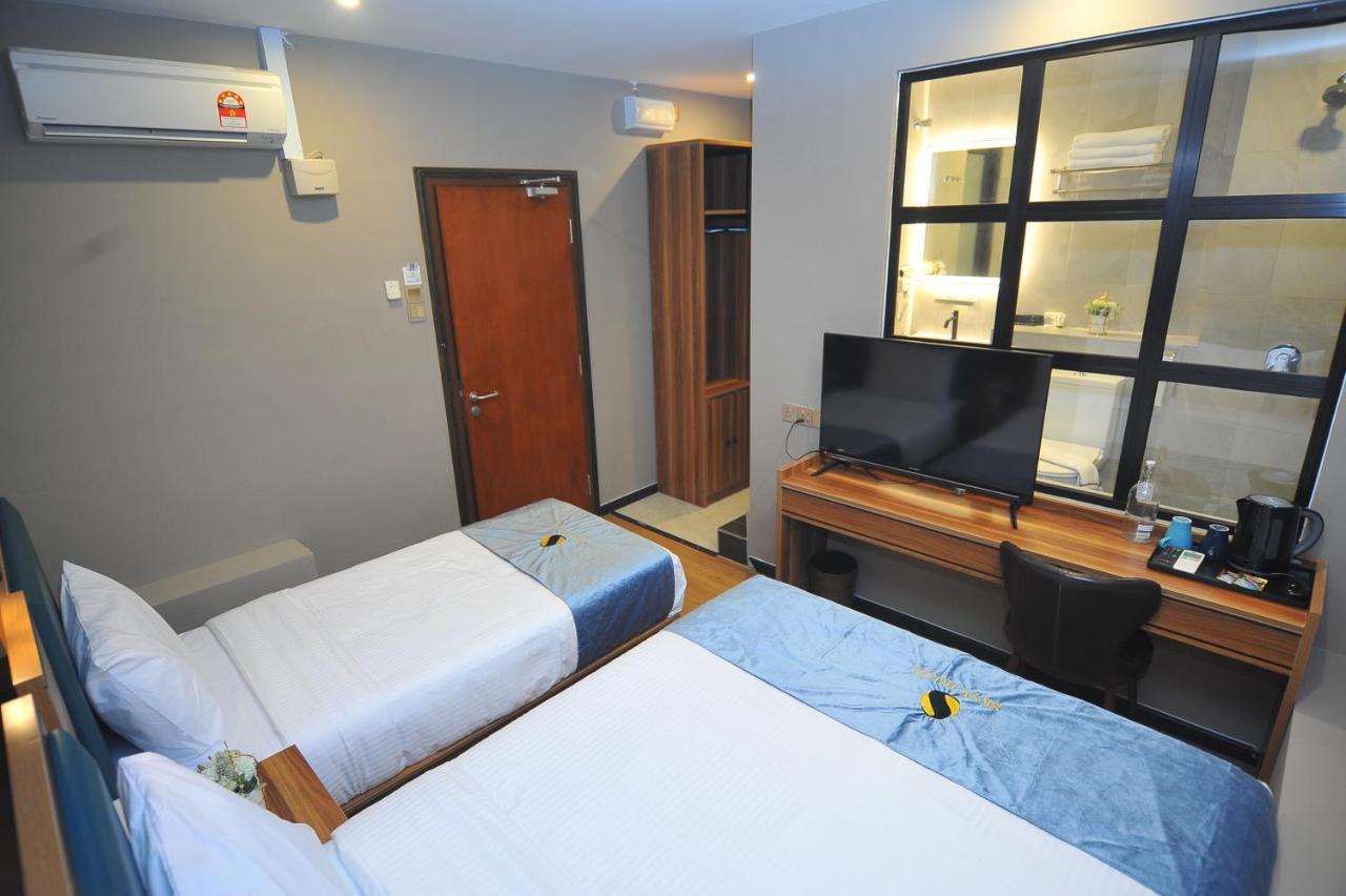สกาย โฮเต็ล ซันเวย์ Hotel ซูบังจายา ภายนอก รูปภาพ